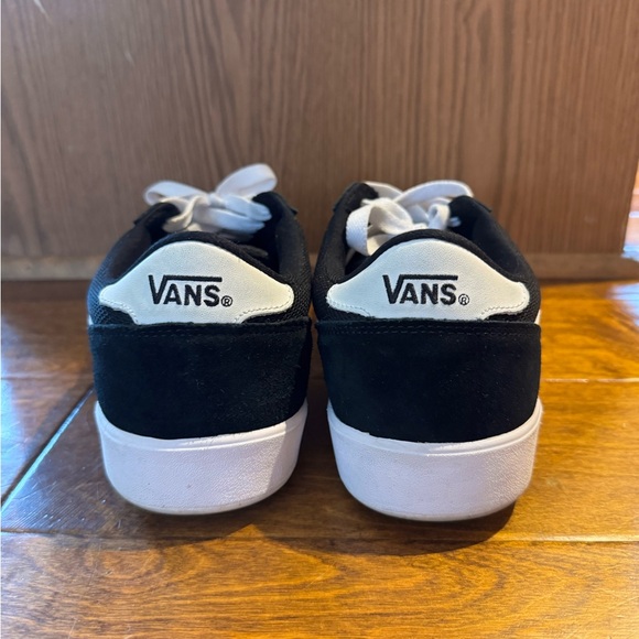 Vans Men's Black and White Sneakers - Picture 4 of 7